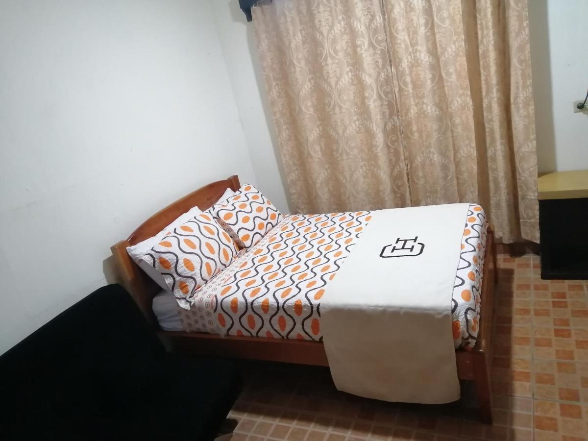 Cabanas Mountain River Lake Inn Nueva California Εξωτερικό φωτογραφία