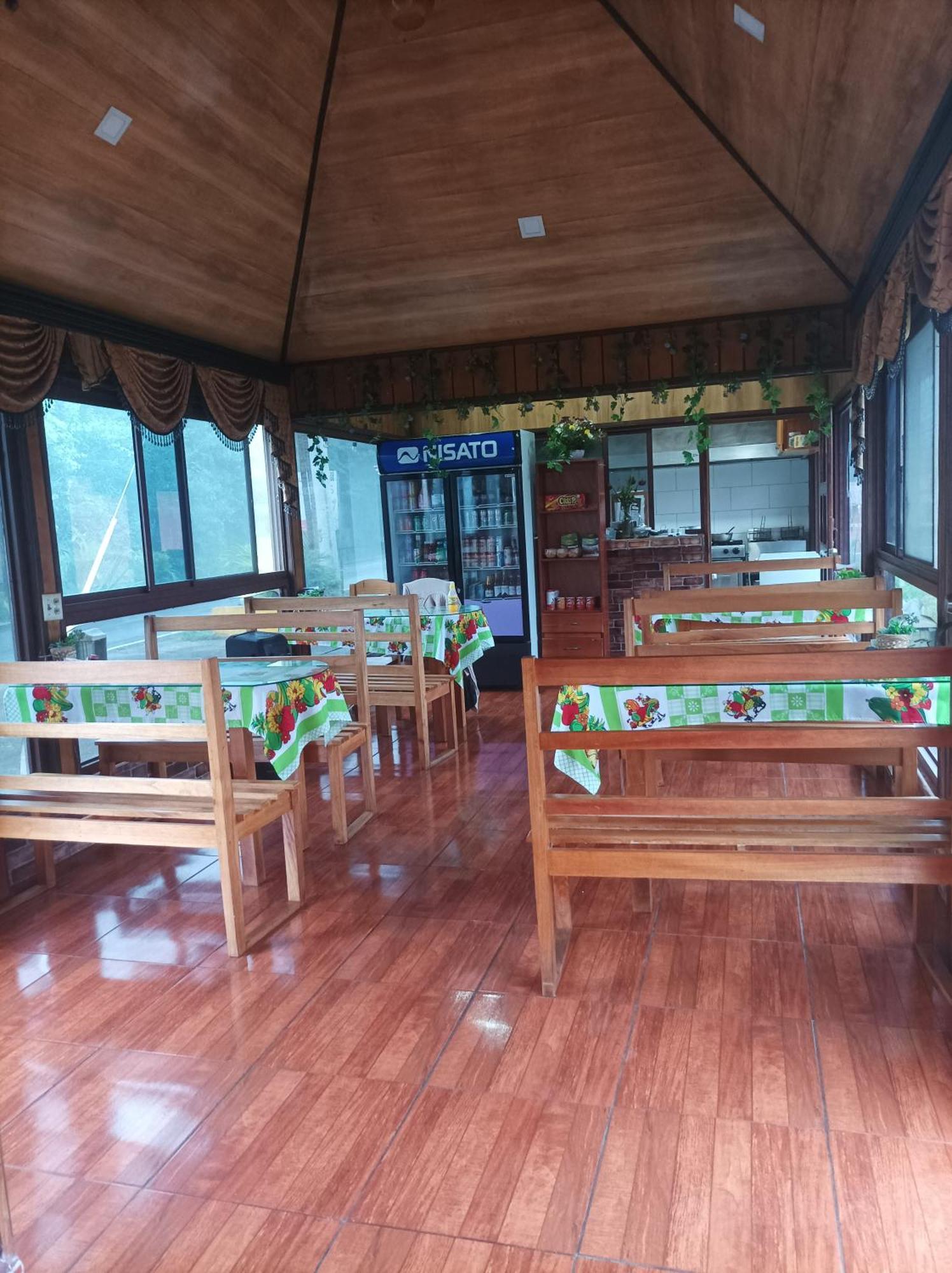 Cabanas Mountain River Lake Inn Nueva California Εξωτερικό φωτογραφία